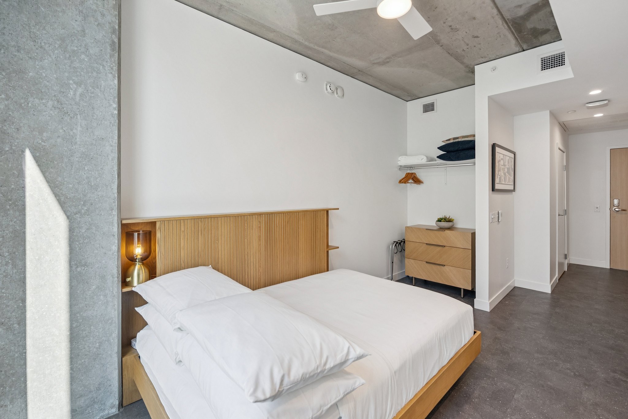 PHAZ001-CSTU-707-Web_22