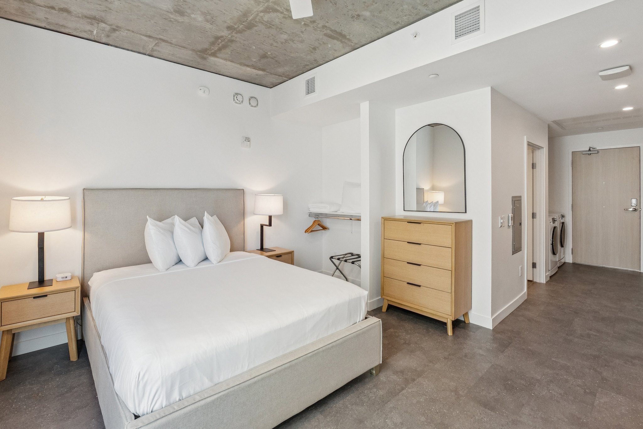 PHAZ001-STU-728-Web_11