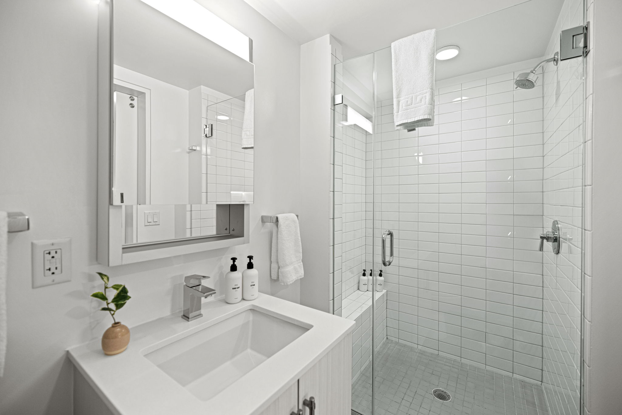 WADC0006-1BDLFT_11-web-or-mls-002