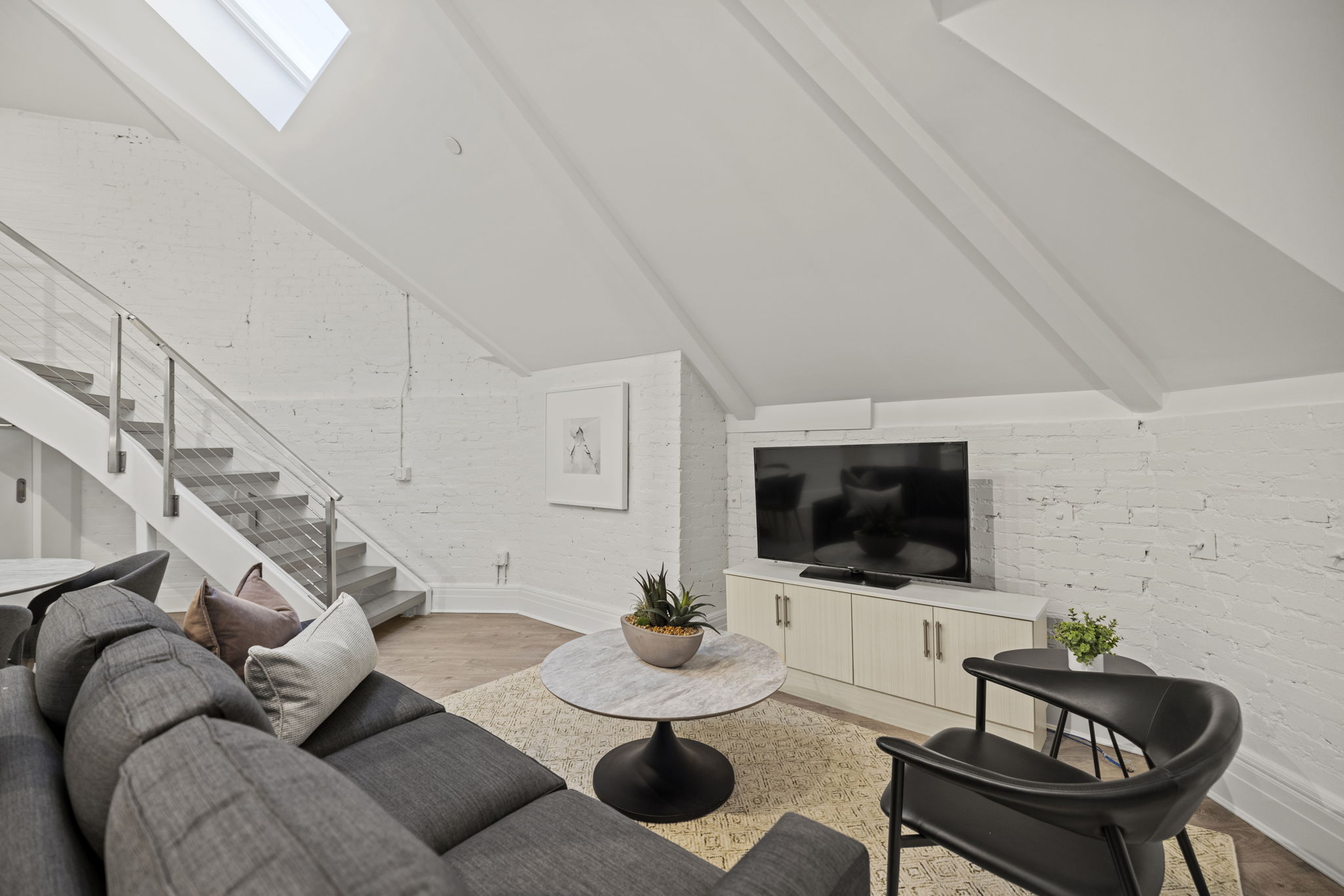 WADC0006-1BDLFT_13-web-or-mls-008