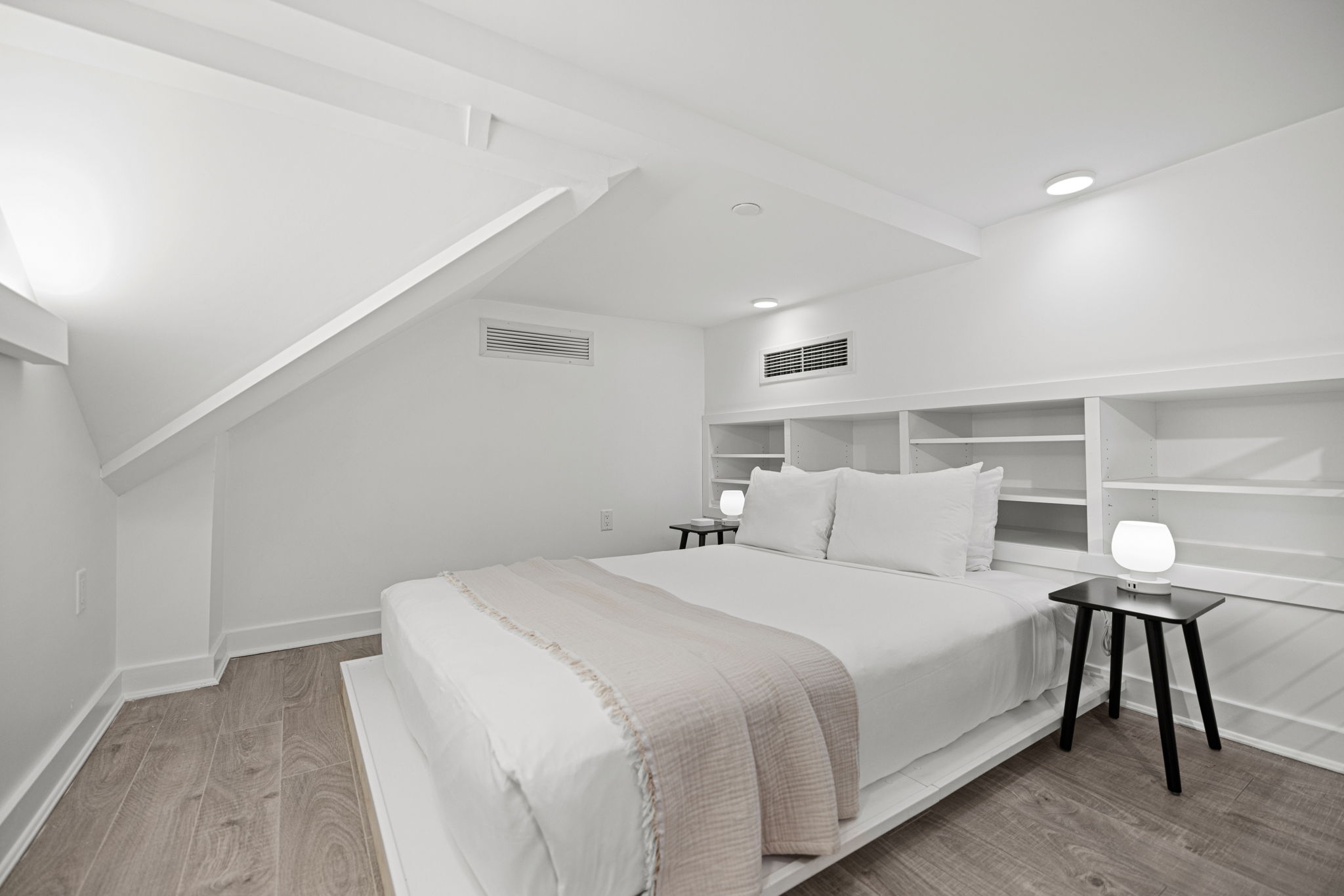 WADC0006-1BDLFT_24-web-or-mls-022