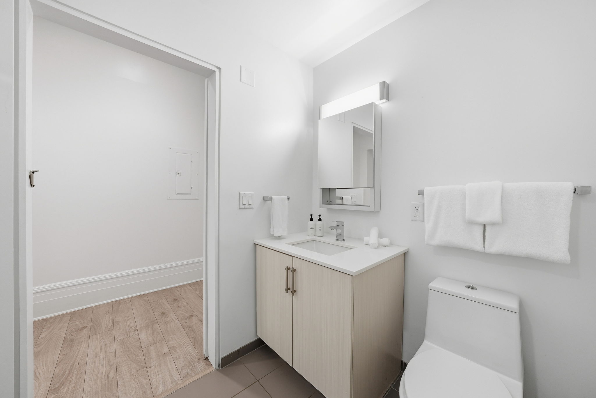 22-web-or-mls-084_DSC04874