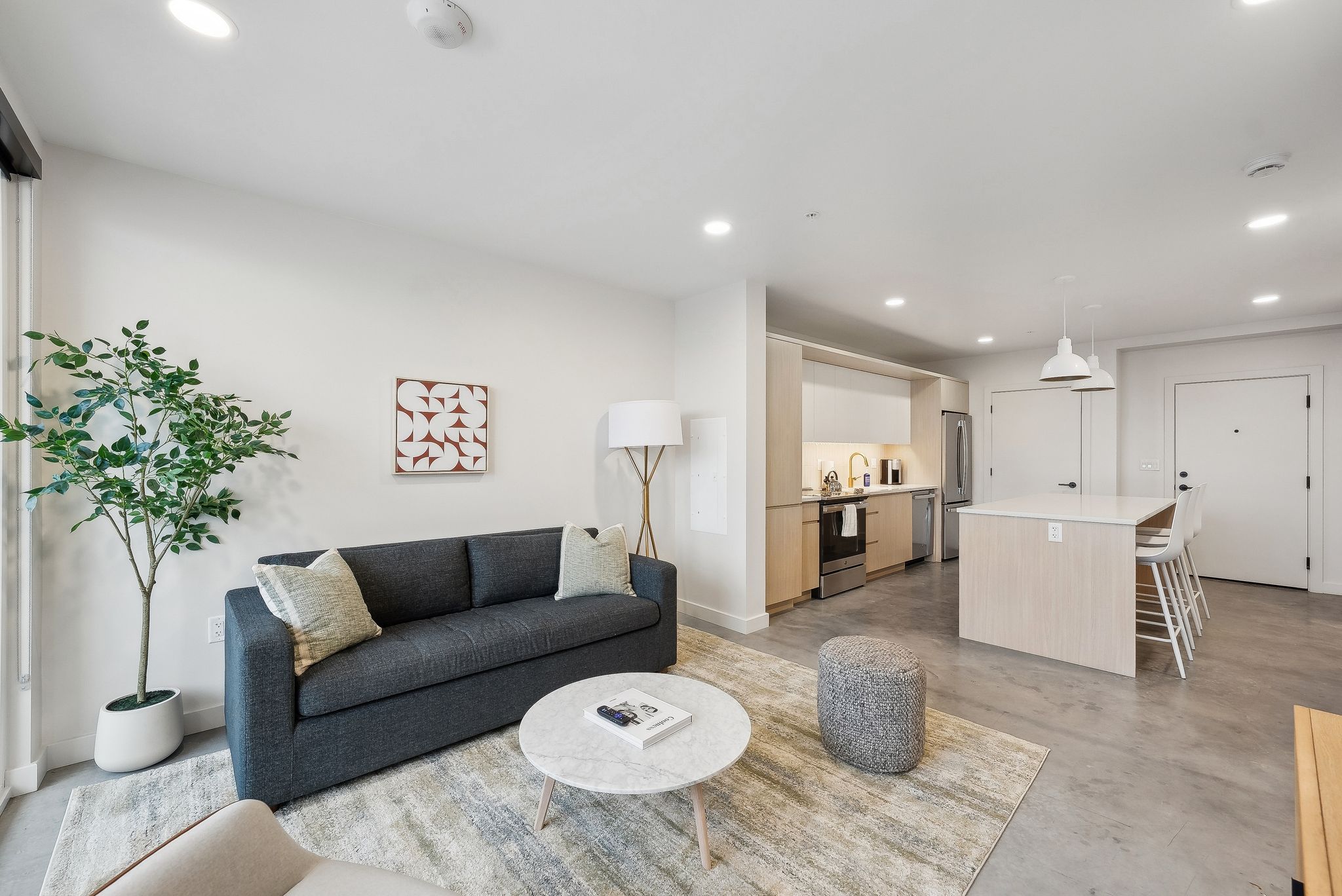 SAUT0001-1BDB-405_WebHDR015