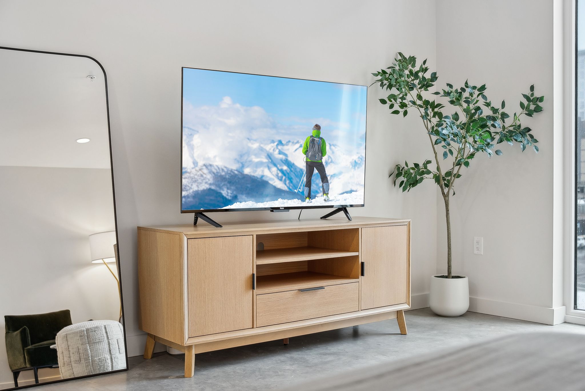 SAUT0001-PSTU-408_Web008