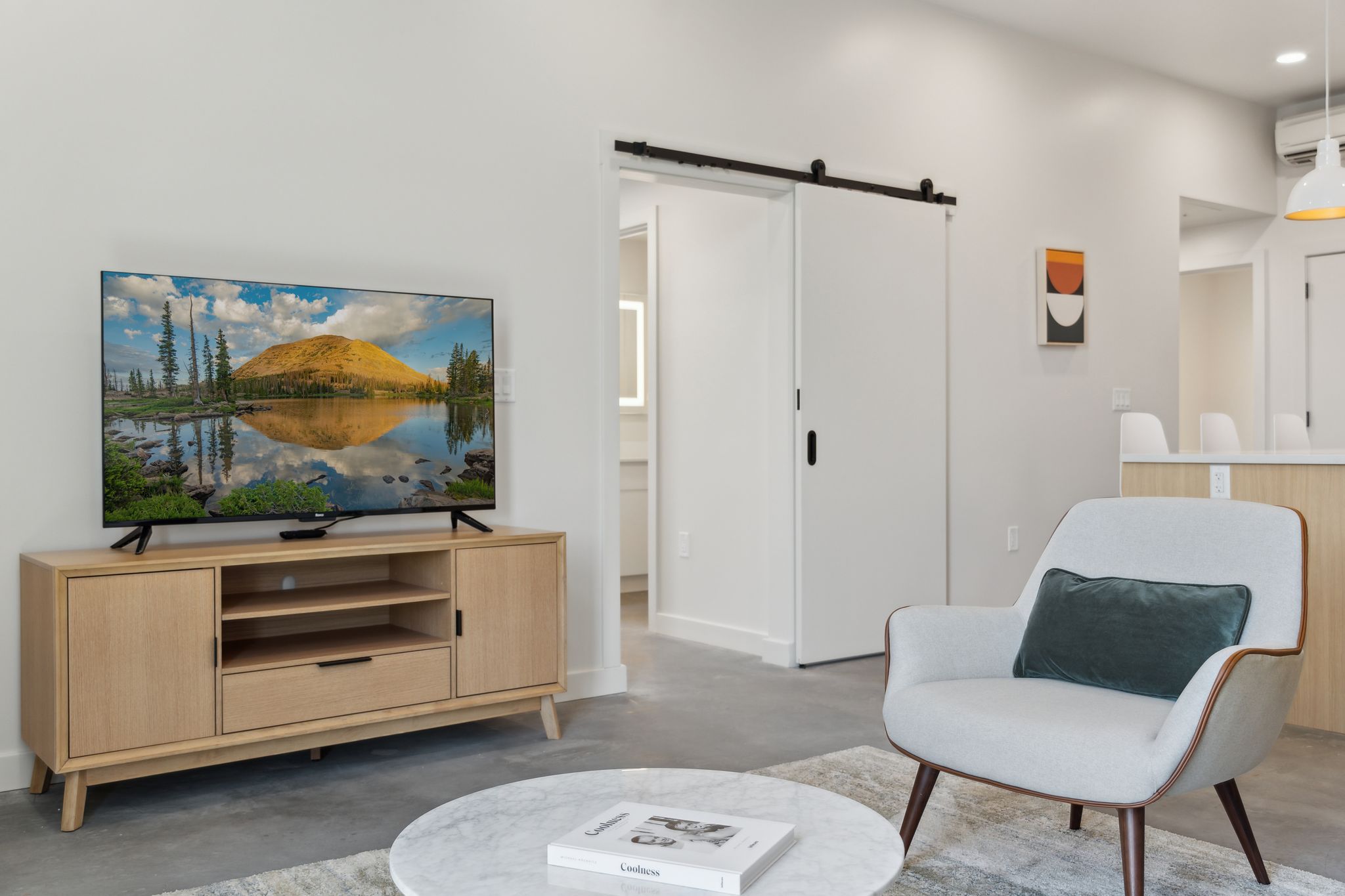 SAUT0001-2B-313_WEB05472