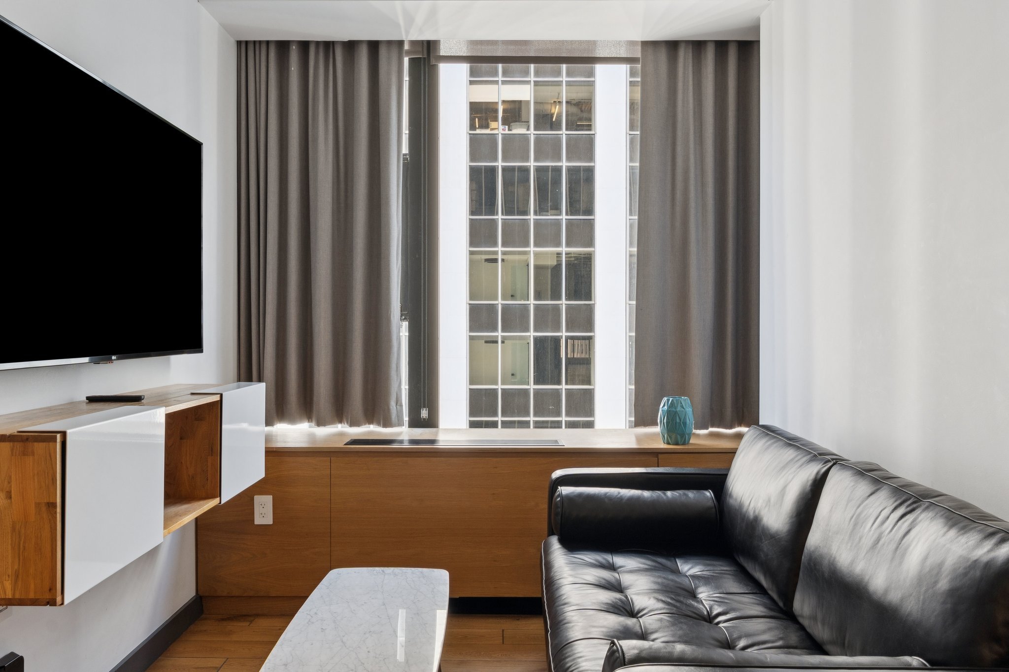 FAWNYC-24-web-or-mls-A7400215