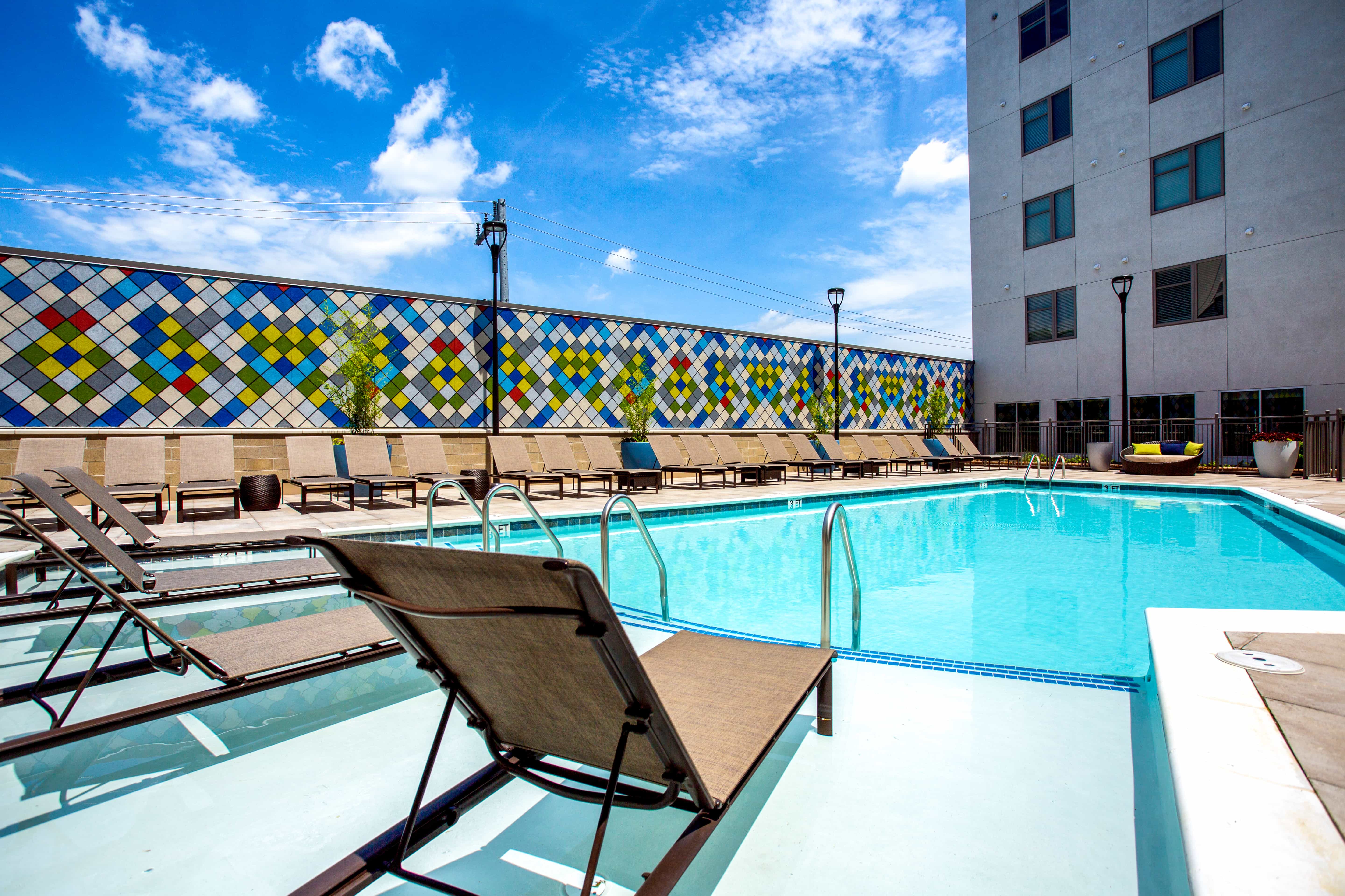 hero-gallery-05_Pool1