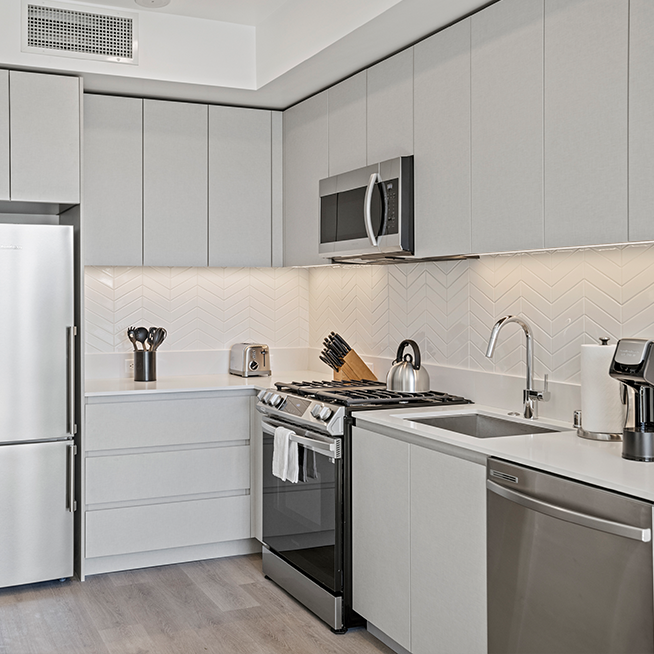 012 - kitchen