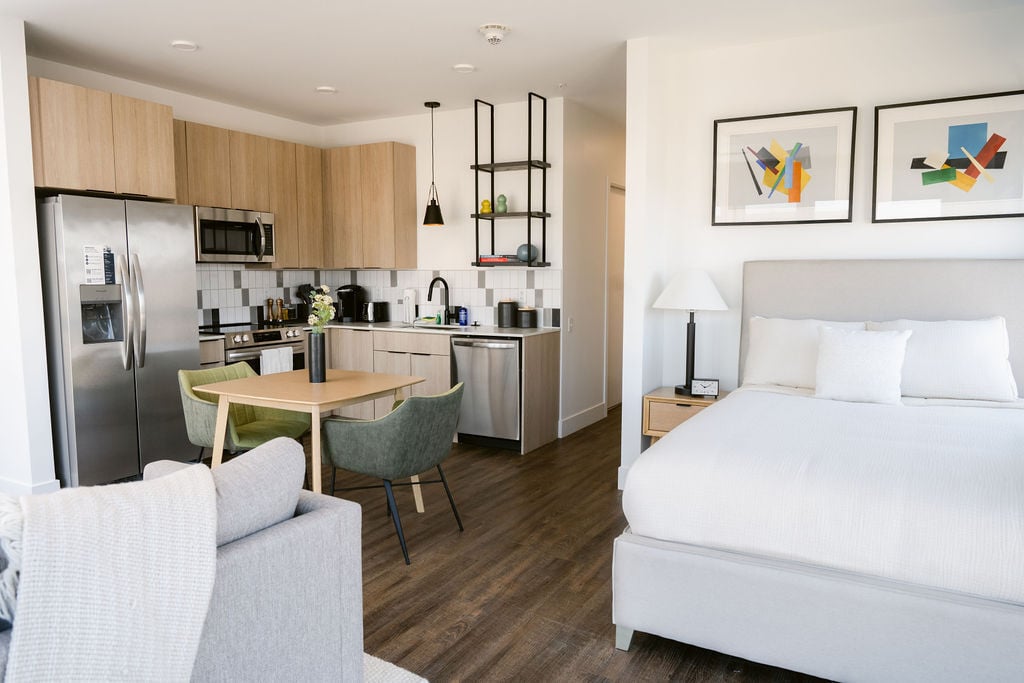 HUAL0001-PSTU-AnthemHouse-104