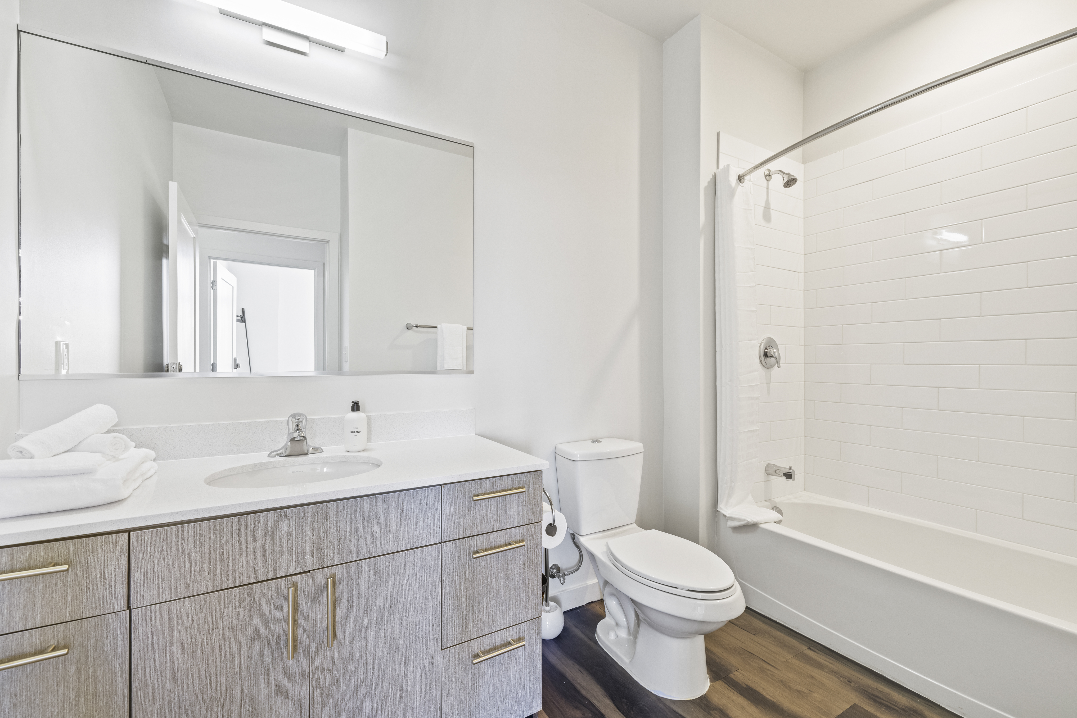 PMRIXEY-2Bed_029